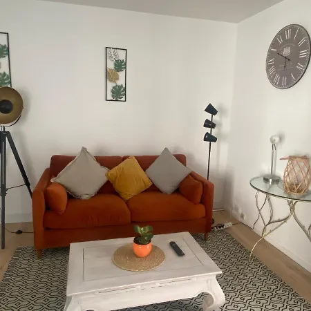 Bel Dans Avec Balcon Apartment